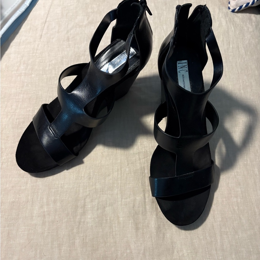 Vince Black Leather Wedge Sandals